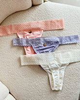 PANTIES PRETINA DE ENCAJE